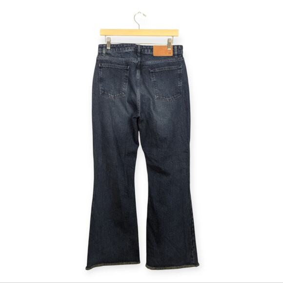 Reclaimed Vintage Dark Wash Raw Hem Bootcut Jeans Size 30 - Picture 2 of 8